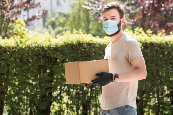 Cannabis Delivery vs Dispensary Pickup